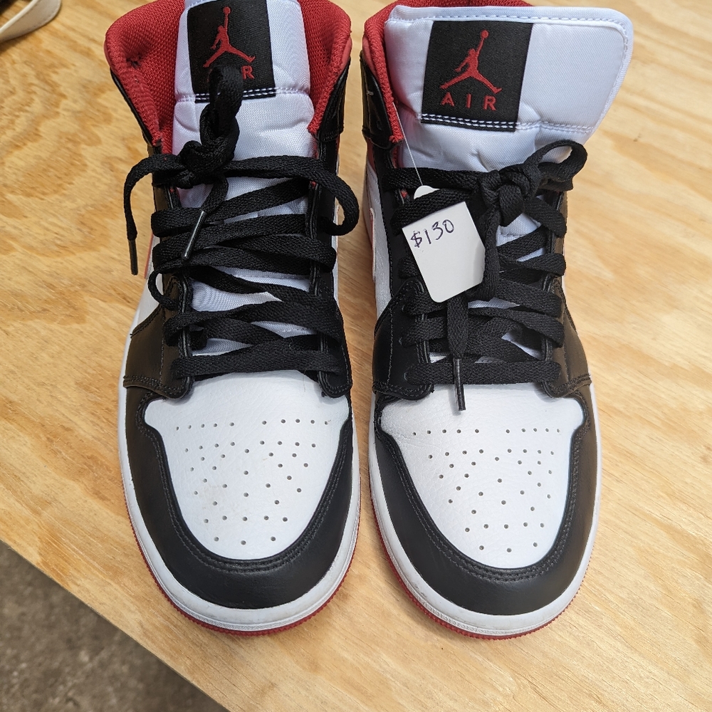Nike air Jordan 1 mid